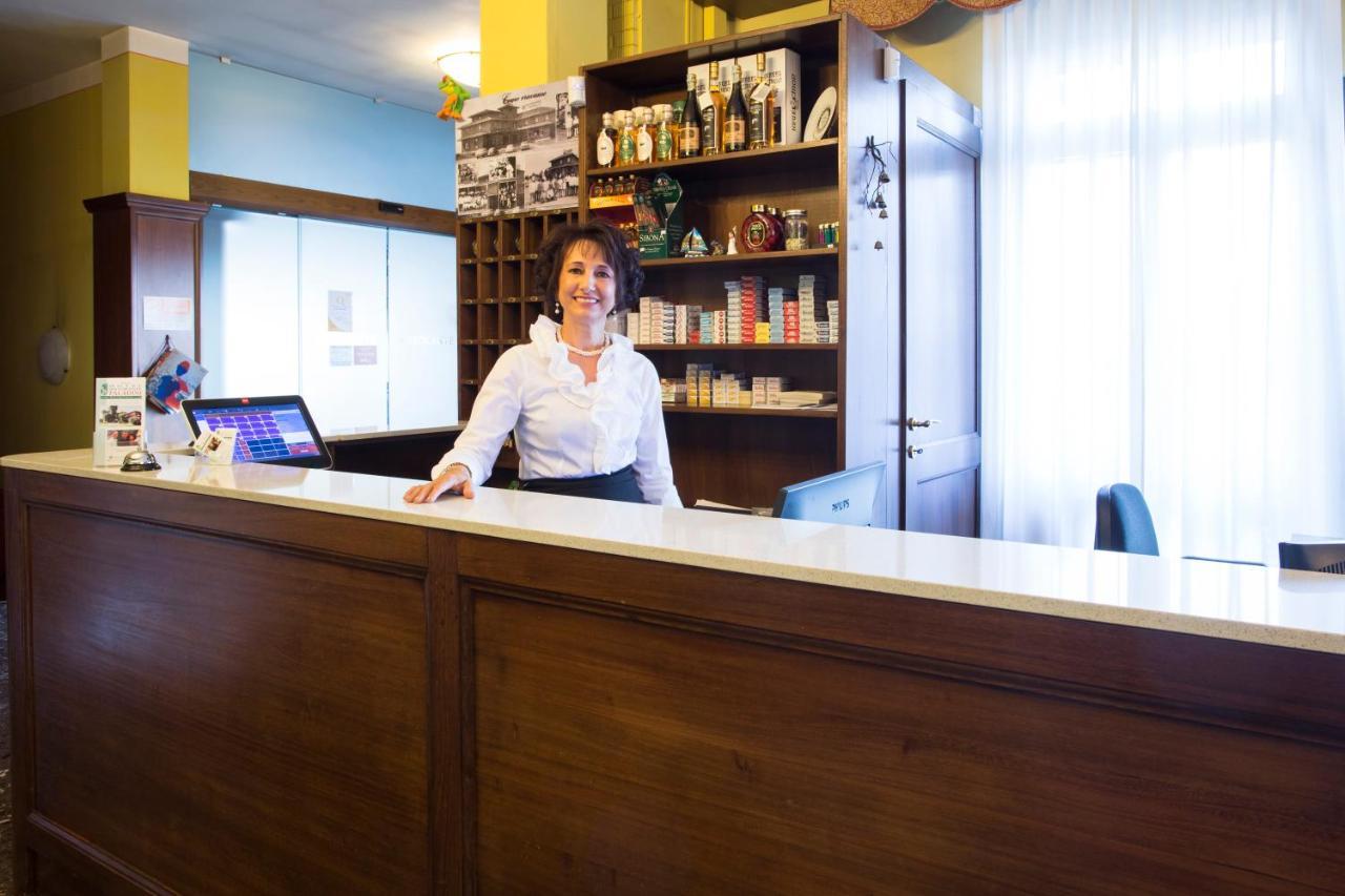 Hotel Ristorante Paladini Carisio Extérieur photo