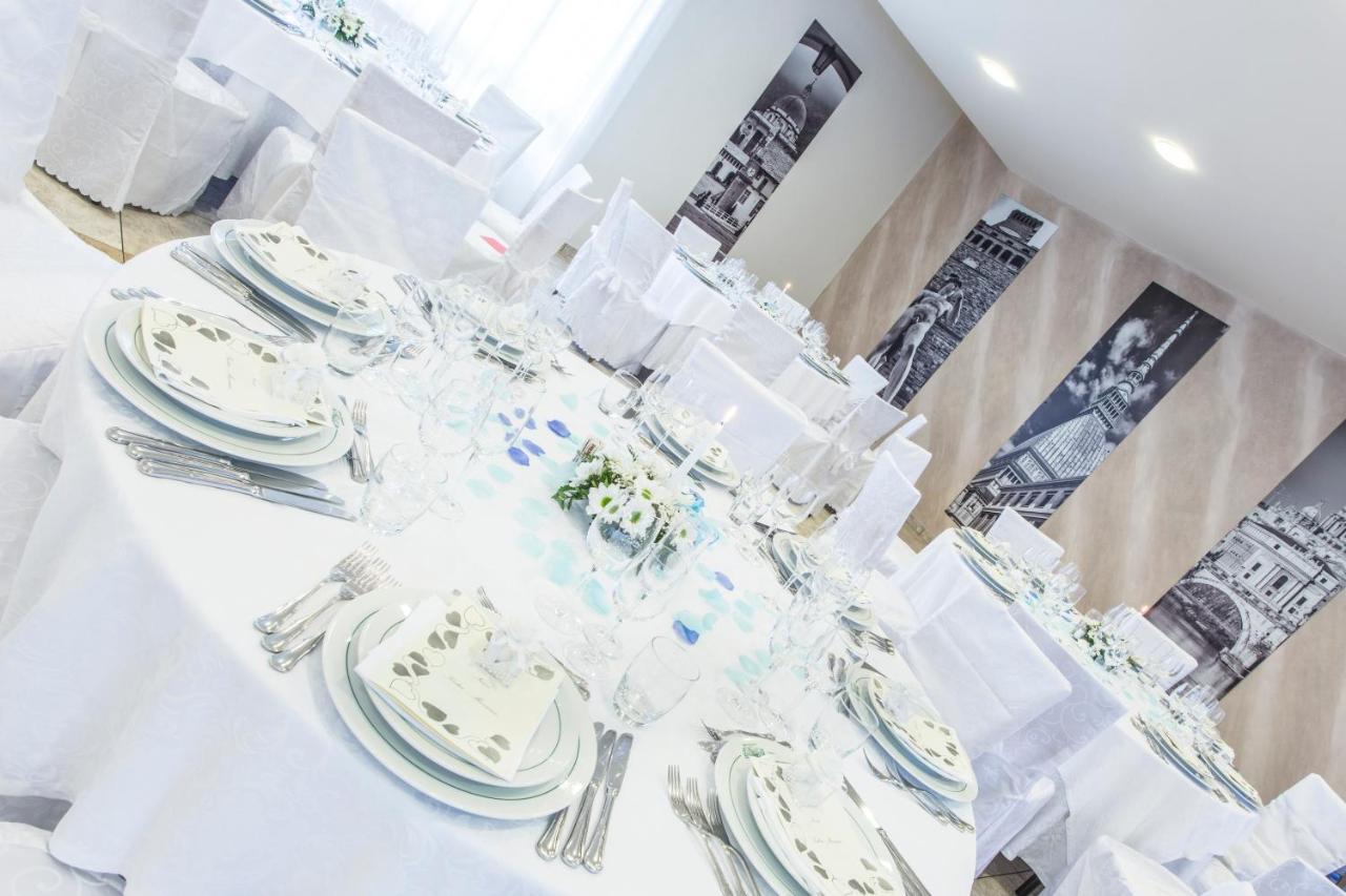Hotel Ristorante Paladini Carisio Extérieur photo