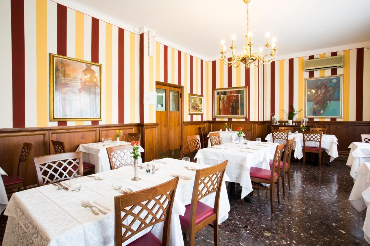 Hotel Ristorante Paladini Carisio Extérieur photo